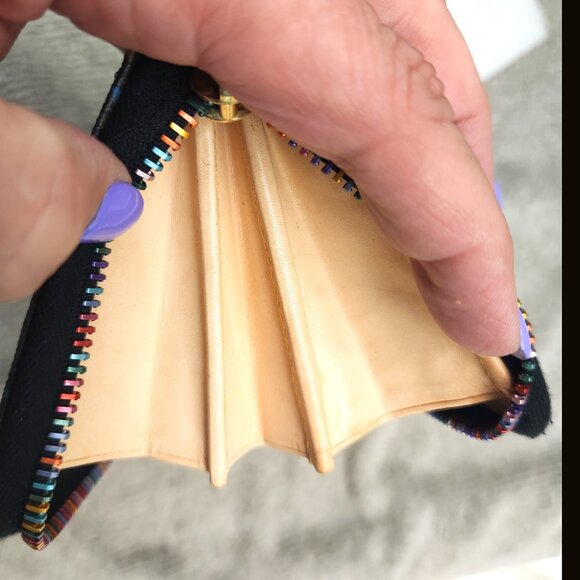 Dooney & Bourke Signature Rainbow Multicolor Zip Card Wallet - EUC - Picture 10 of 10